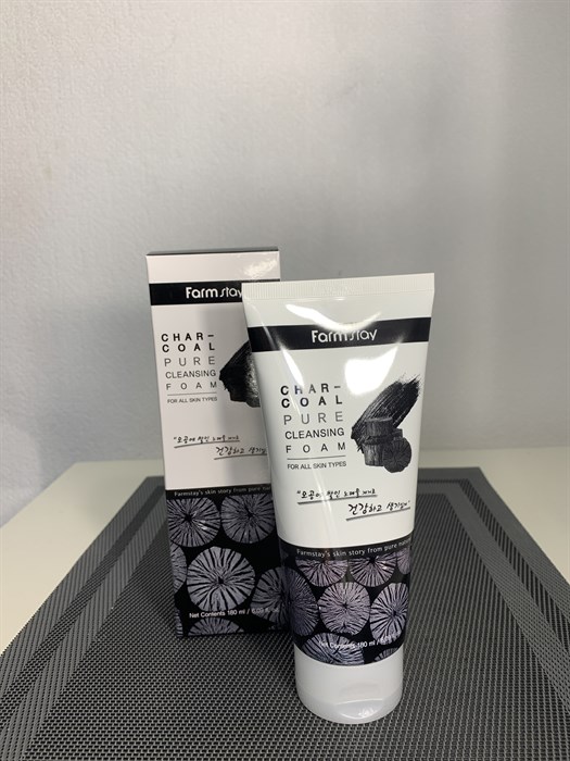 FarmStay Пенка для умывания и глубокой очистки пор с углем Charcoal Pure Cleansing Foam 180 мл. 6e54f17c-e615-4cc9-810a-96fa6481efc8 - фото 15726