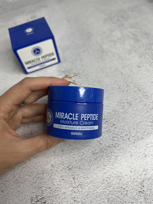 Омолаживающий, отбеливающий крем с пептидами Giinsu Miracle Peptide Moisture Cream anti-wrinkle & whitening ffbc93e2-b81e-43ba-b58d-03281d3b6c98 - фото 18411