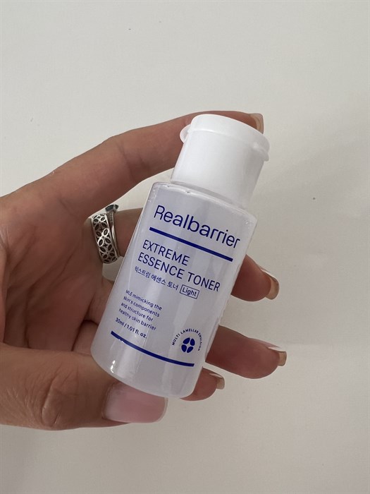 Real Barrier Extreme Essence Toner Light Легкий ламеллярный восстанавливающий тонер-эссенция для лица 30 мл 9265 - фото 21830