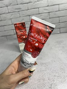 {{photo.Alt || photo.Description || 'Пенка с розовой водой 3W Clinic Rose Water Foam Cleansing'}}